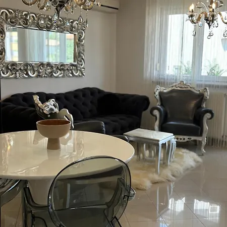 Apartment La Dolce Luxury Castagner With Private Parking